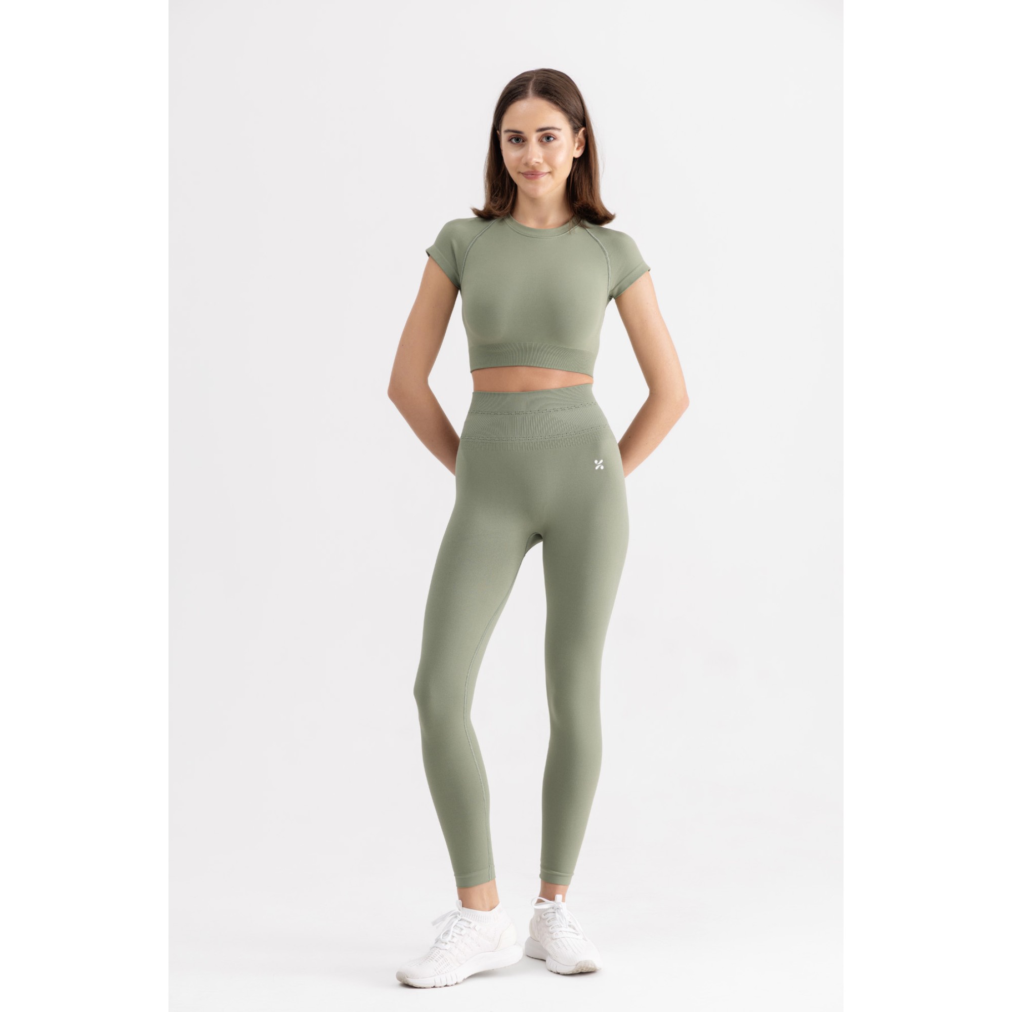 YoubeActive Kadın Kısa Kollu, Esnek Kumaş Crop Top Yeşil