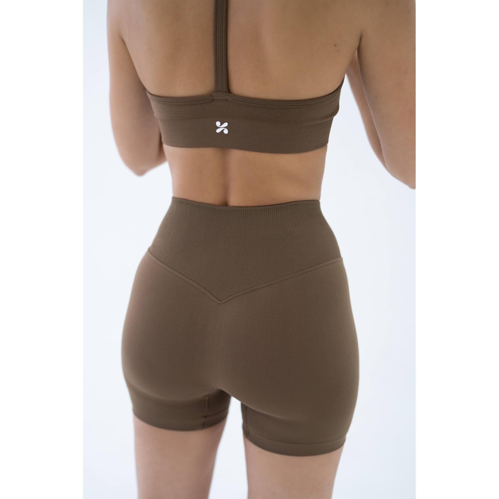 CloudFit Spor Şort - Kahverengi