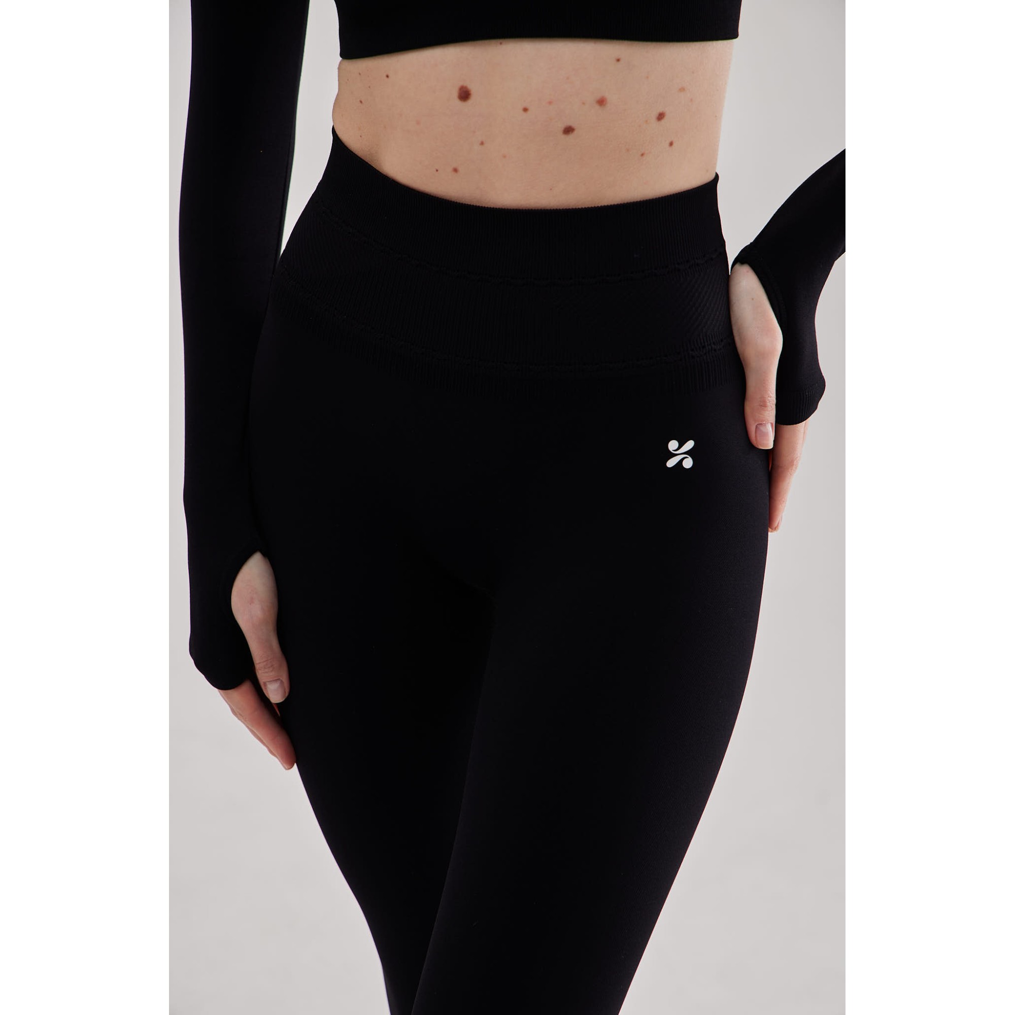 Momentum Yüksek Bel, Esnek Ve Toparlayıcı Spor Tayt-Siyah